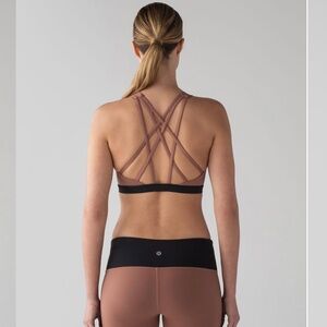 Lululemon Free to be Serene bra henna-black size 6 NWT